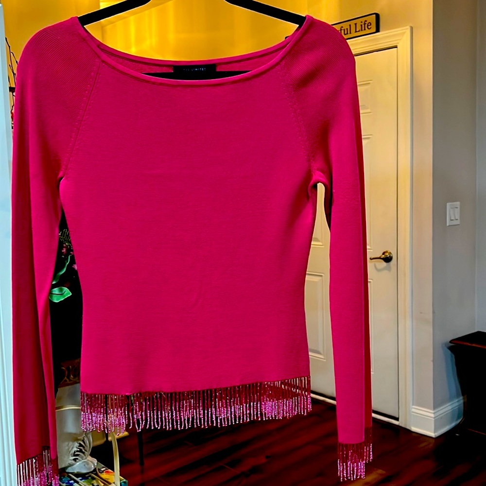 Fitted beaded red/maroon fitted top